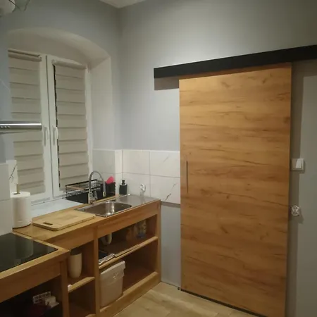 Lejlighed U Pauli Gory Sowie